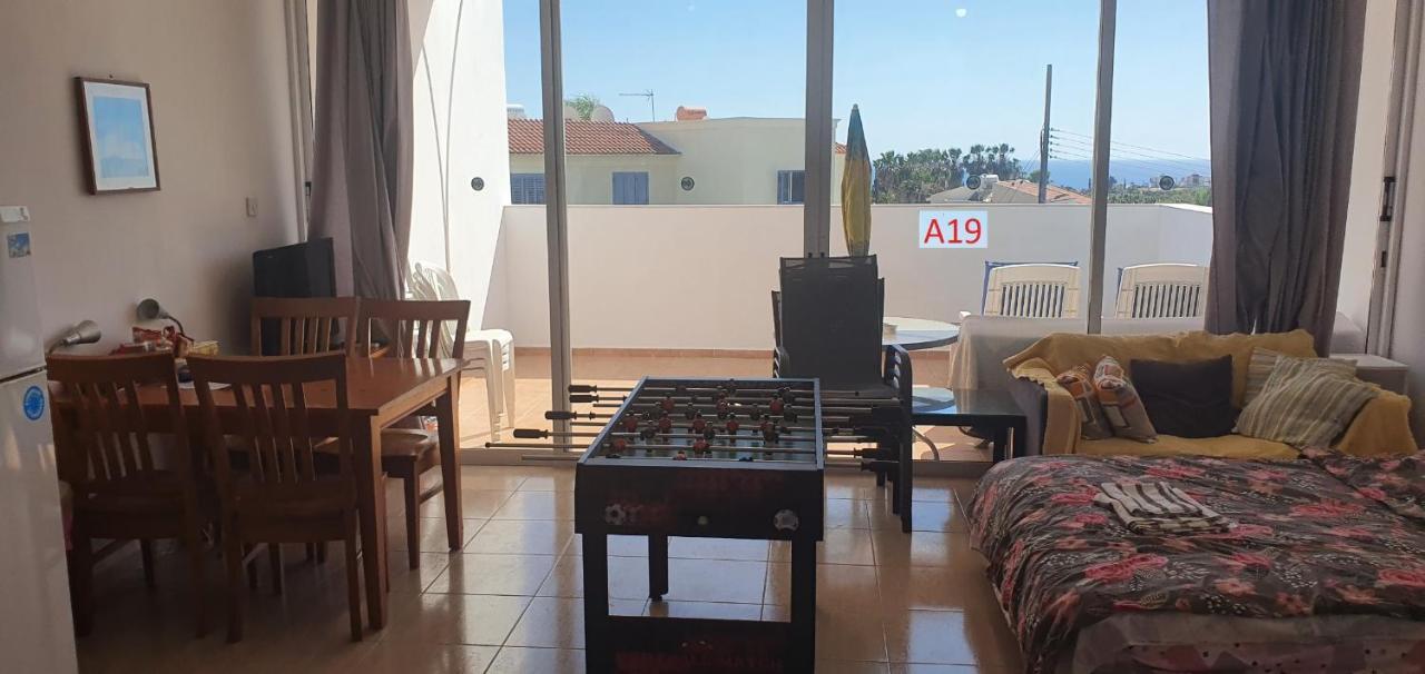Evros Peyia & Coral Bay Seaview Apartment المظهر الخارجي الصورة