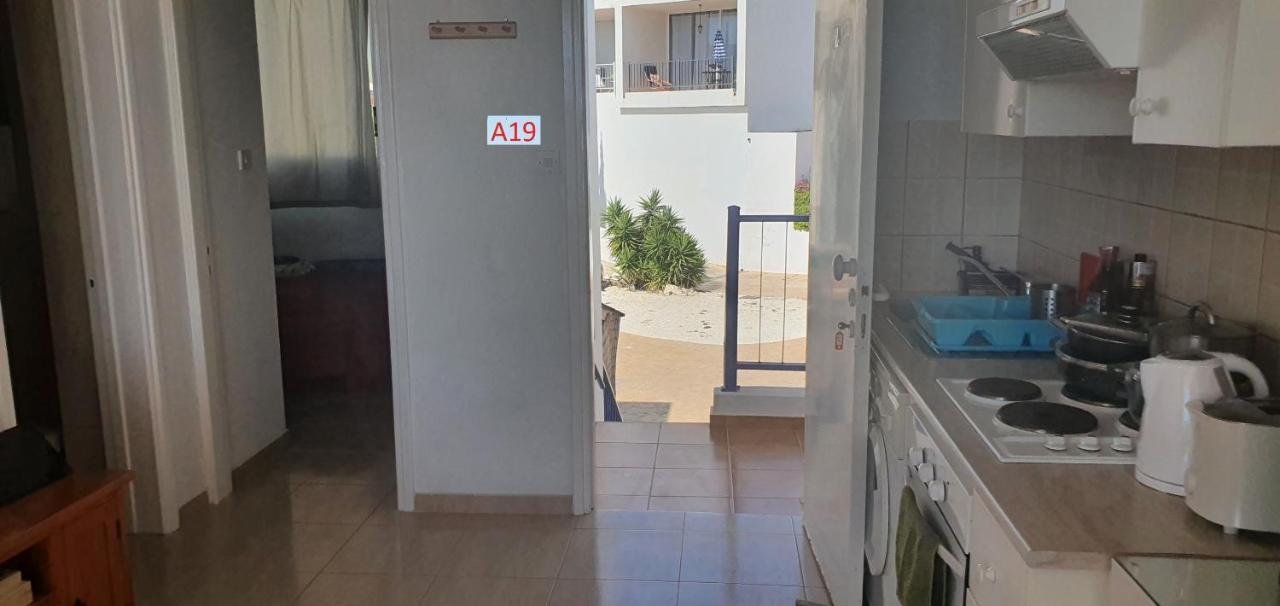 Evros Peyia & Coral Bay Seaview Apartment المظهر الخارجي الصورة